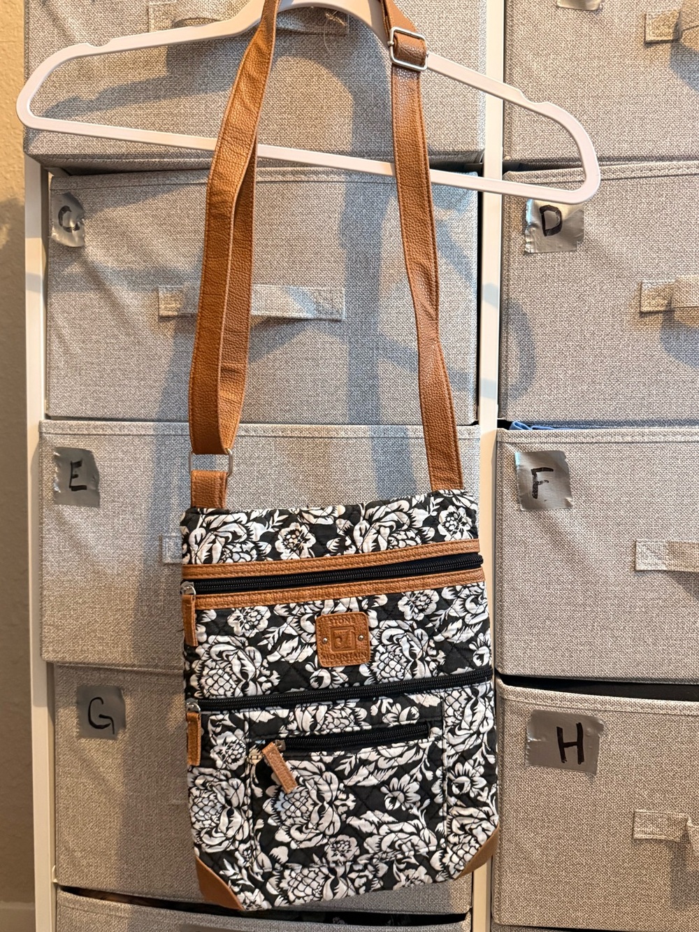 Stone Mountain crossbody bag